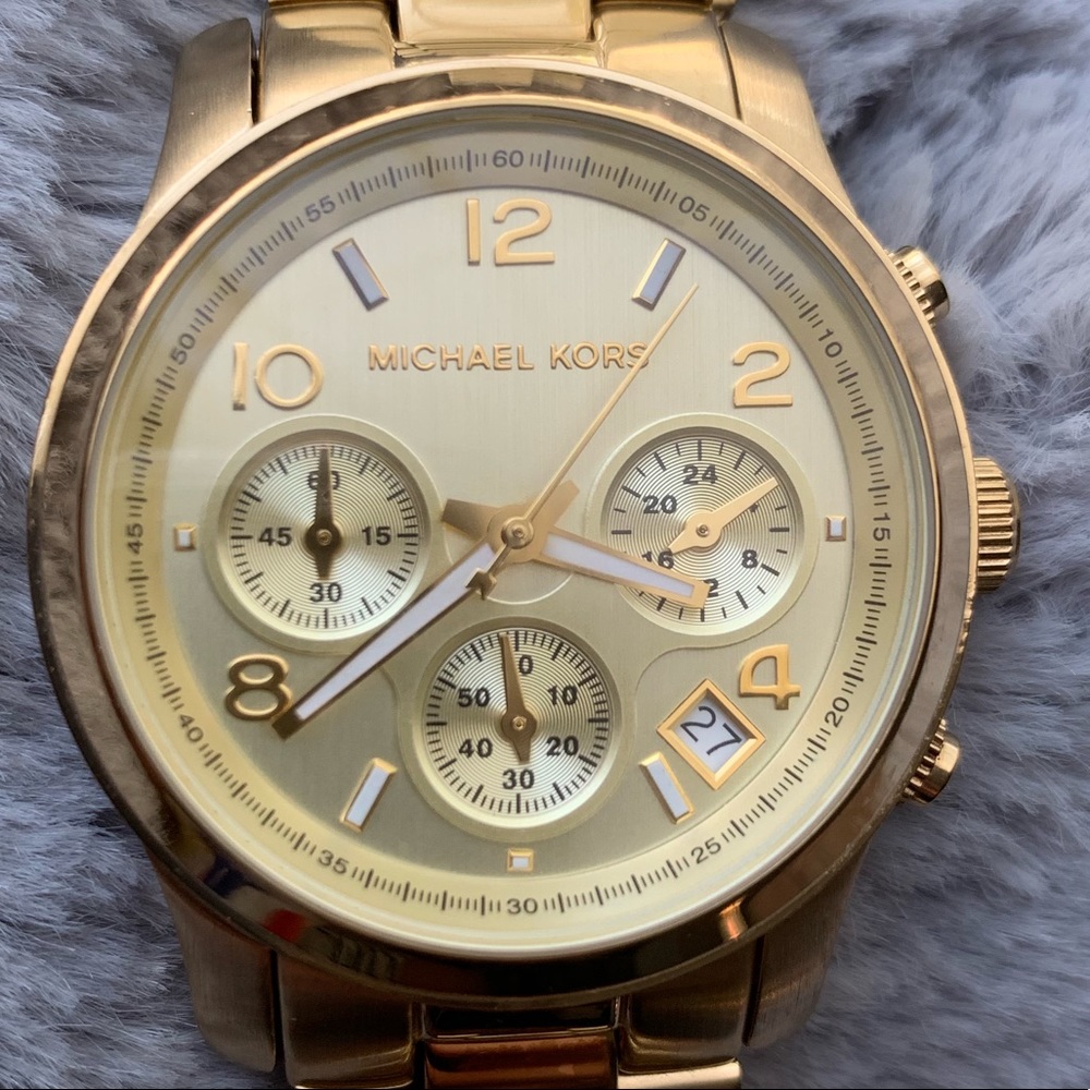 MICHAEL KORS gold watch